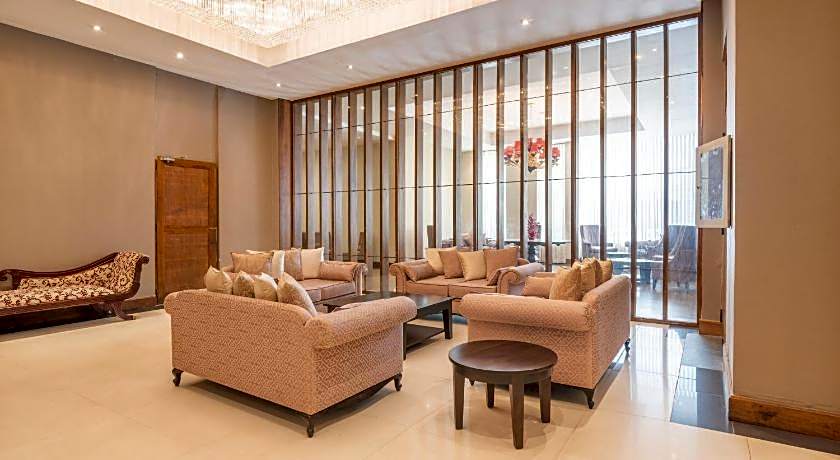 Oak Ray Regency Hotel