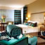 Hotel Westport - Leisure Spa and Conference