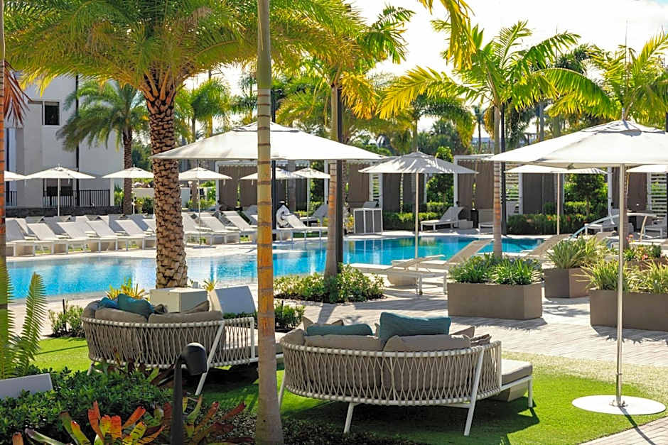 Renaissance by Marriott Boca Raton Hotel