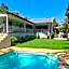 8 on Acacia Guesthouse