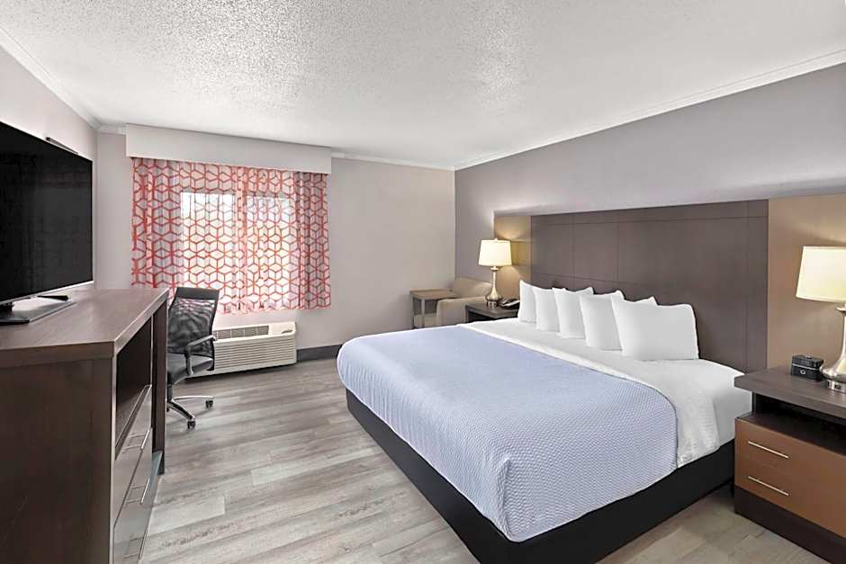 La Quinta Inn & Suites by Wyndham Goodlettsville