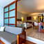 Kipriotis Maris Suites