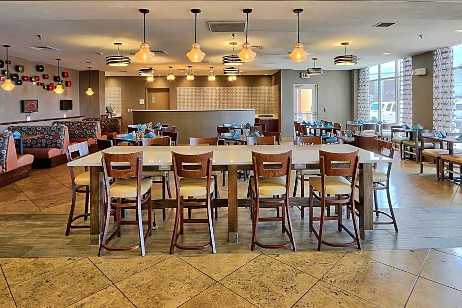 Holiday Inn & Suites Albuquerque-North I-25 By IHG