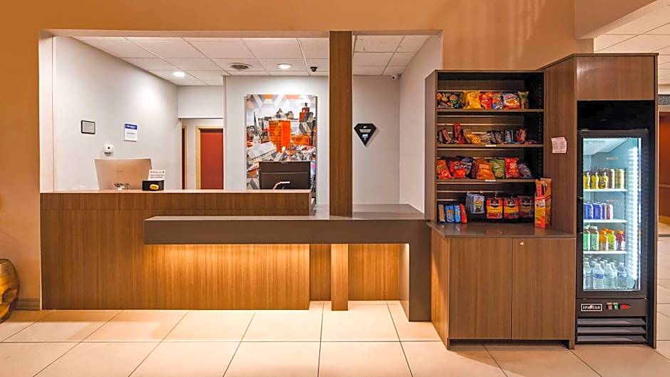 Best Western Plus New Cumberland Inn & Suites