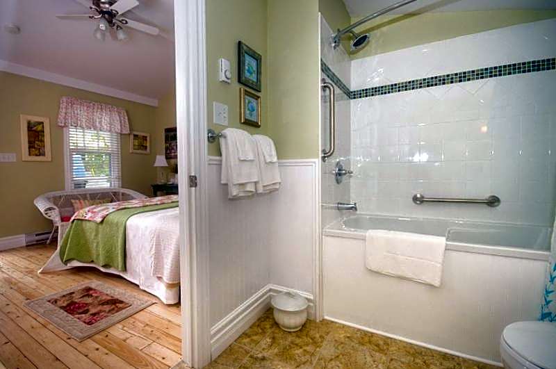 Telegraph House Motel