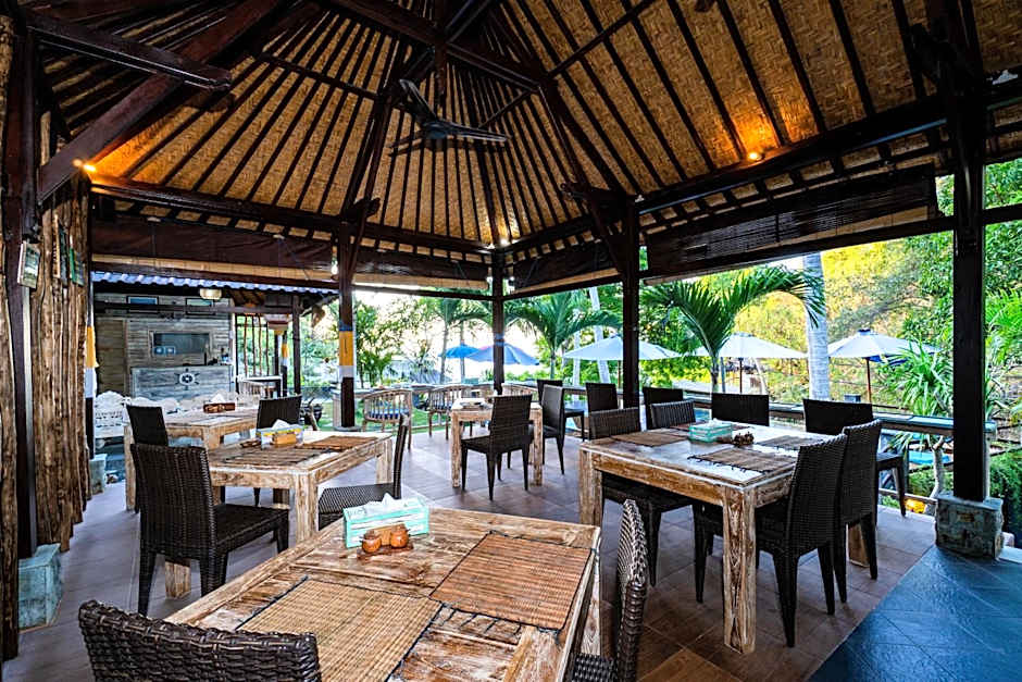 Song Lambung Beach Huts