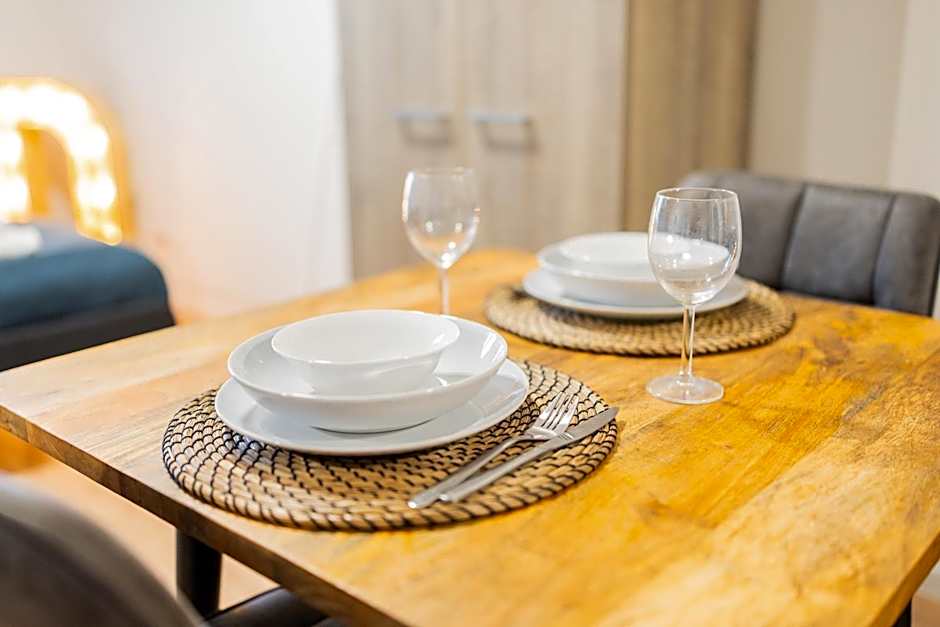 Alphabet Apartments - Prins Hendrikkade 10