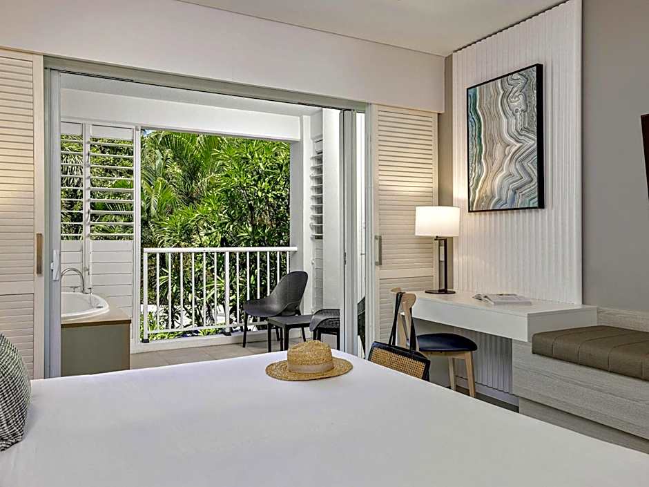 Peppers Beach Club Hotel Port Douglas