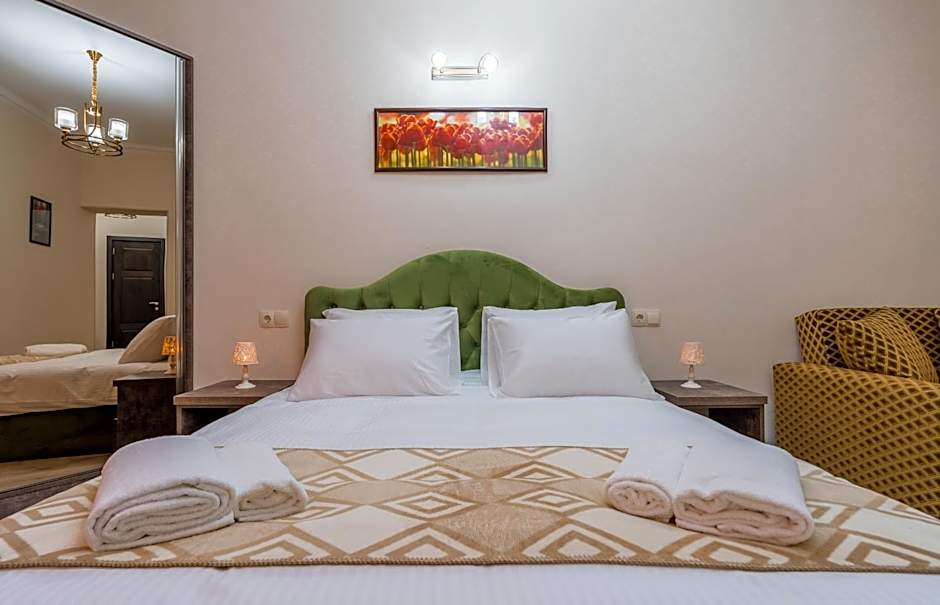 Golden Light Hotel
