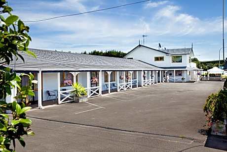 Accommodation Te Puna