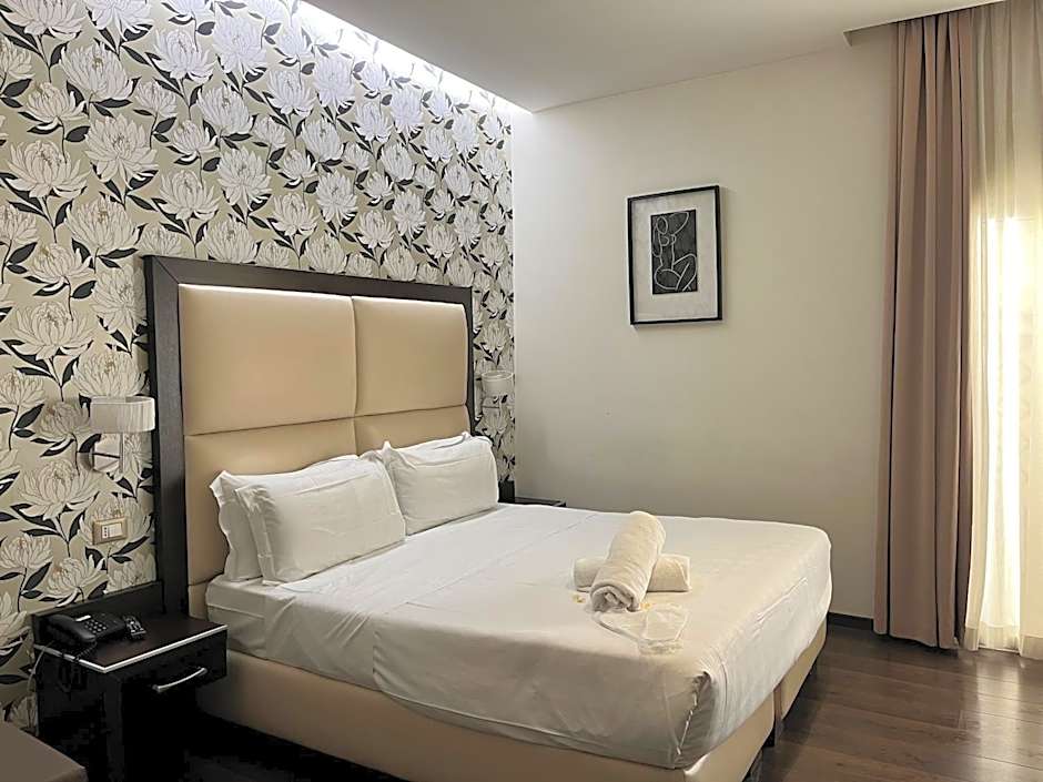 Catone District Hotel