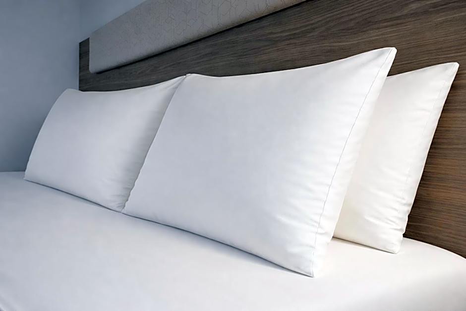 Holiday Inn Express Hotel & Suites Pierre-Fort Pierre By IHG