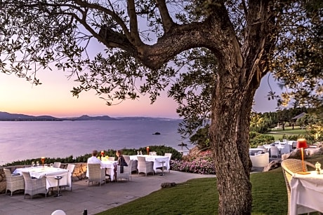 Hotel La Rocca Resort & Spa