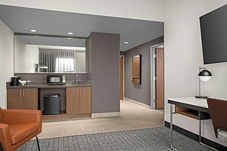 Suite, 1 King, Sofa bed