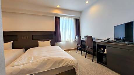 Twin Room - Non-Smoking