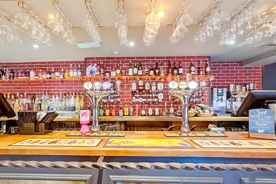 OYO Lomond Park Hotel