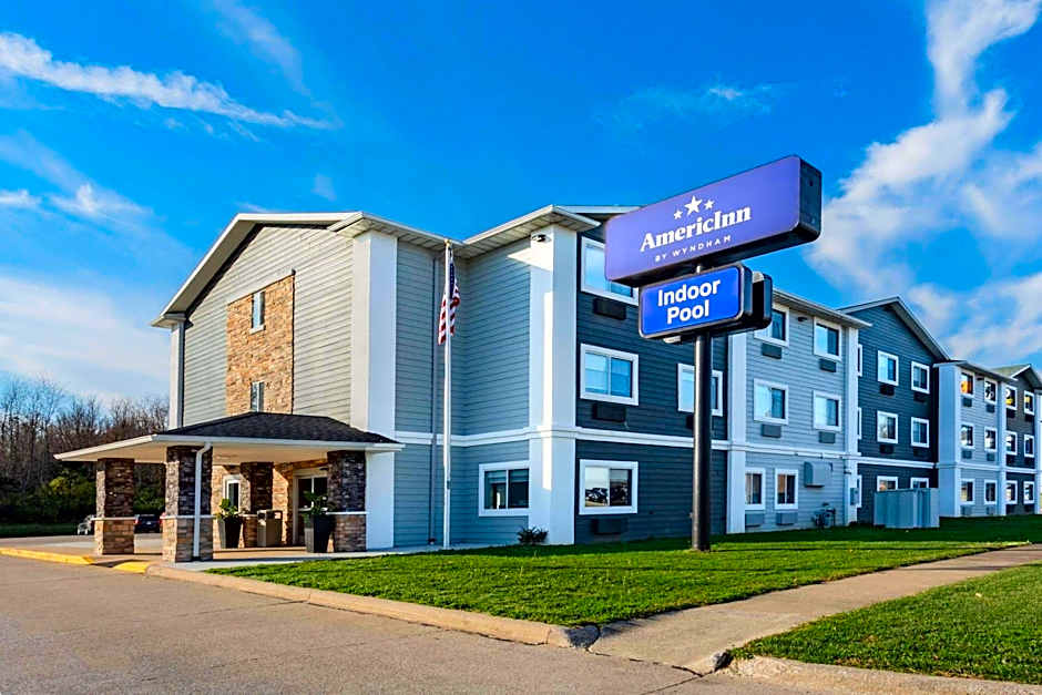 AmericInn by Wyndham Quincy