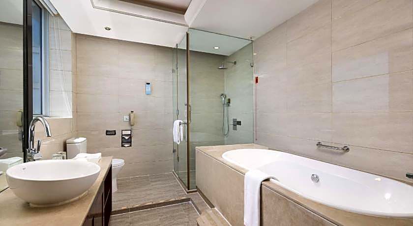 Qingdao Grand New Century Hotel