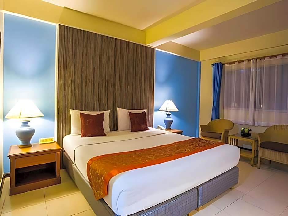 S Lodge Pattaya formally Sabai Lodge