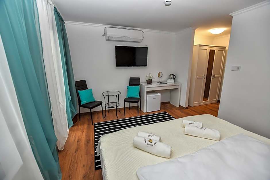 É-Vaskó Panzió Borpince