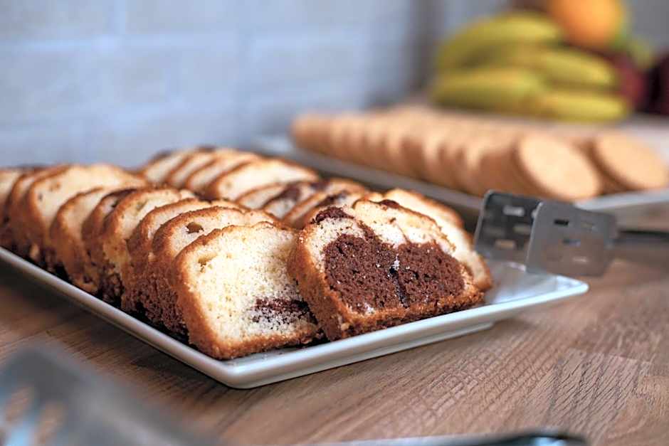 Theos Village Apartments