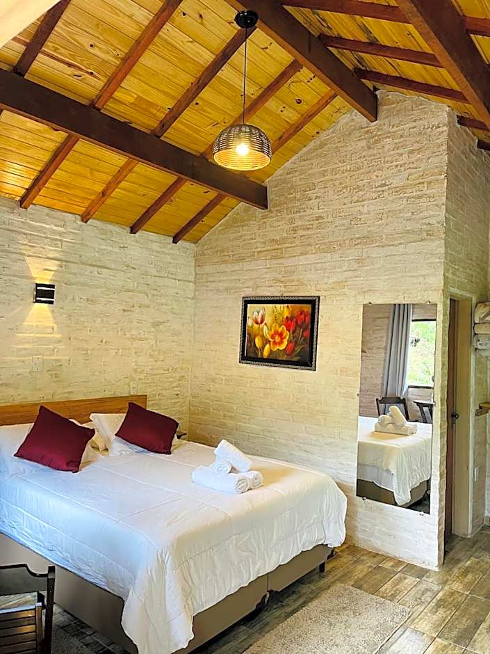 Chalé Recanto dos Pinheiros