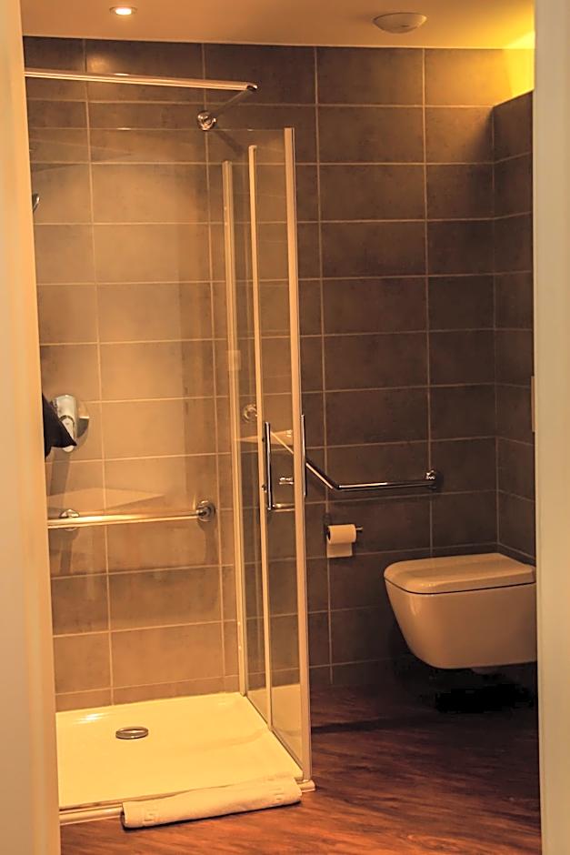 H24 HOTEL