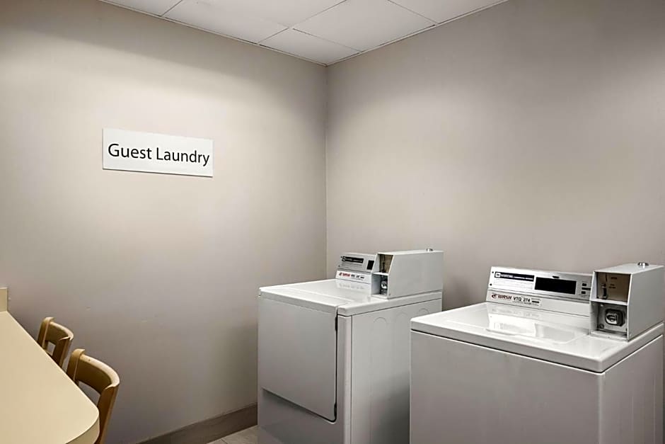 Holiday Inn Express & Suites New Buffalo, MI By IHG