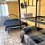 Casa Vázquez , "Como en casa" , hospédate con nosotros y recibirás una atención personalizada, servicio y confort nos distingue.