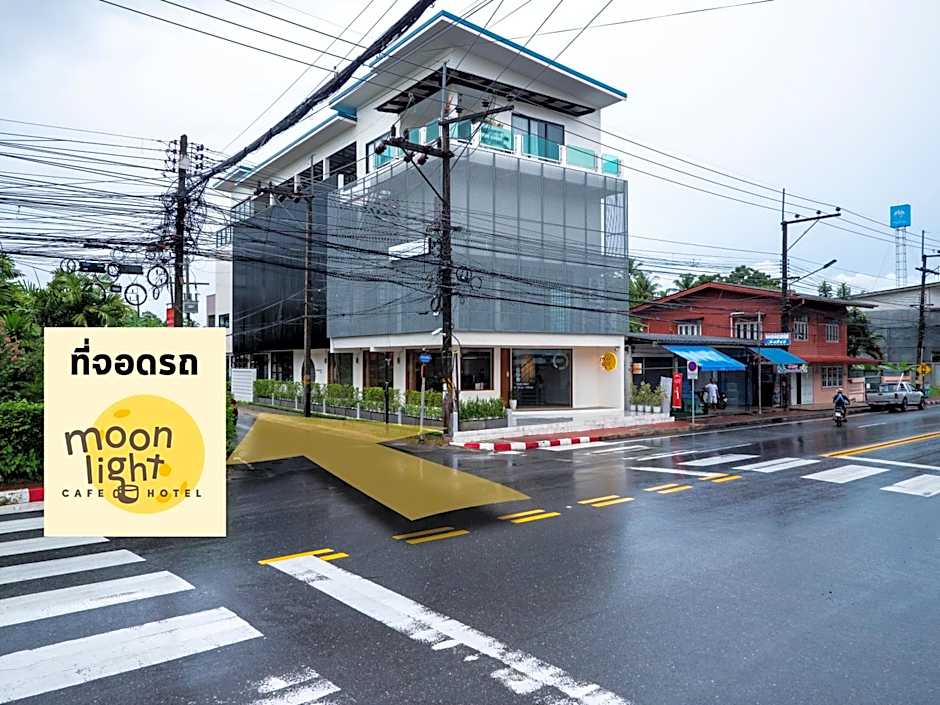 Moonlight Cafe and Hotel