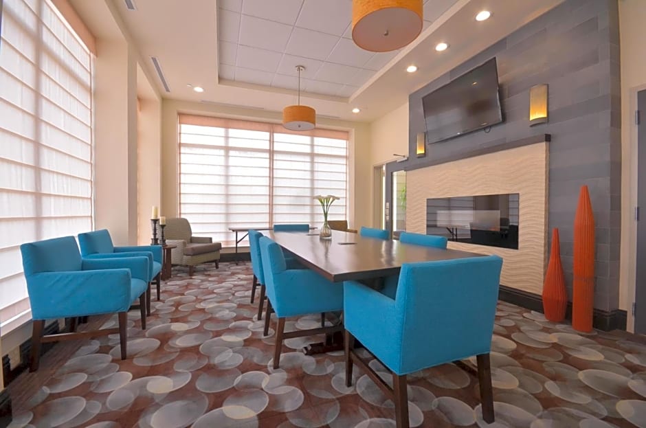 Hilton Garden Inn and Fayetteville Convention Center