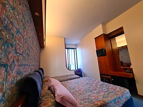 Triple Room with Balcony and Sea View