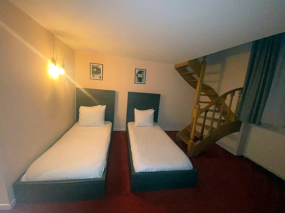 La Bourse Hotel