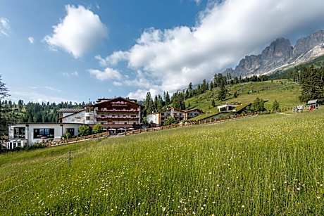 Moseralm Dolomiti Hideaway