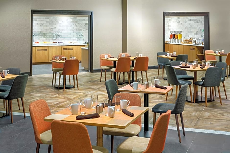 DoubleTree by Hilton Colorado Springs