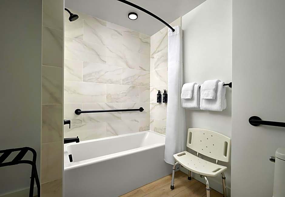 The Margot Hotel San Diego Gaslamp Quarter, Outset by Hilton photo 2