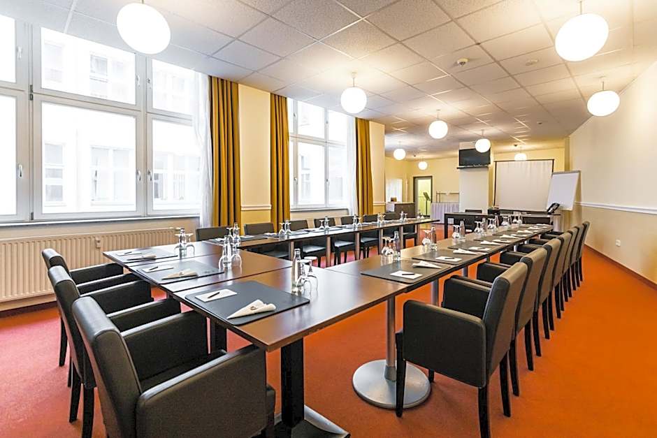 Royal International Leipzig