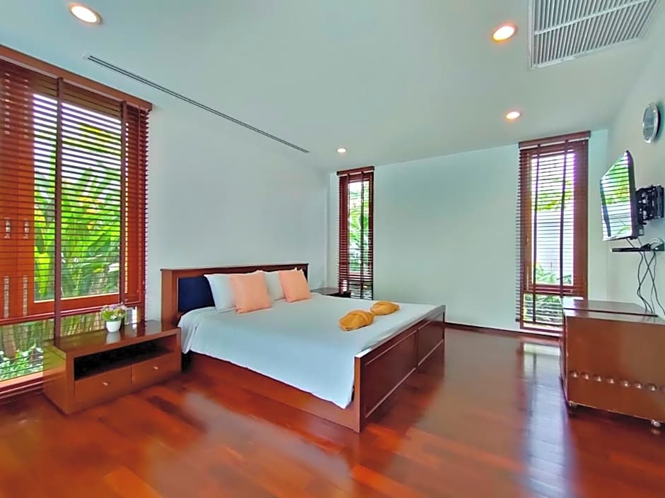 Pranaluxe 4 Bedroom Pool Villa C6