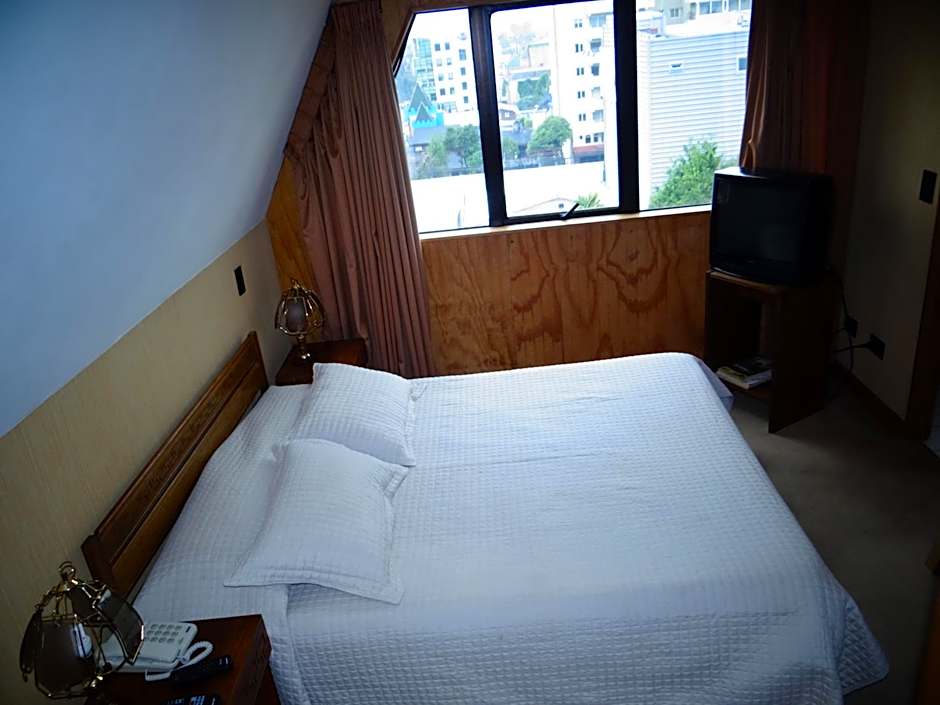 Hotel Antupiren