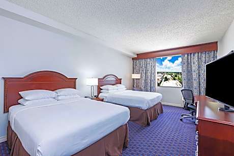 Queen Room with Two Queen Beds - Top Floor
