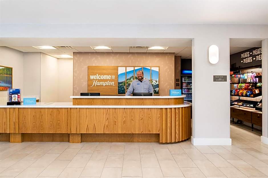 Hampton Inn By Hilton & Suites Redding