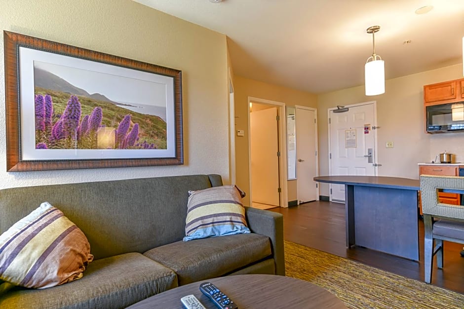 Candlewood Suites Medford By IHG