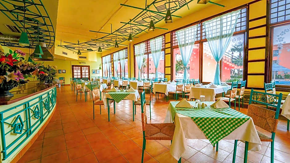 Kefi Palmera Beach Resort El Sokhna - Family Only