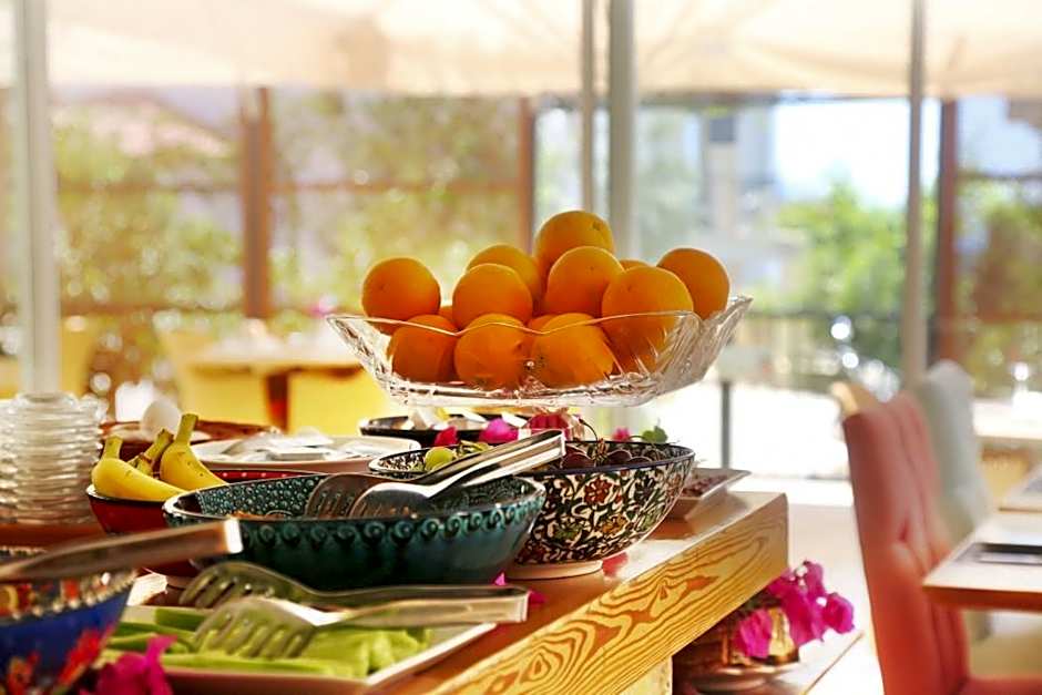Saylam Suites