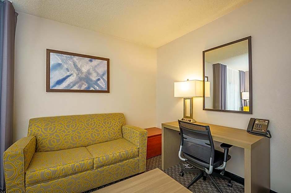Wingate by Wyndham Brunswick GA / I-95