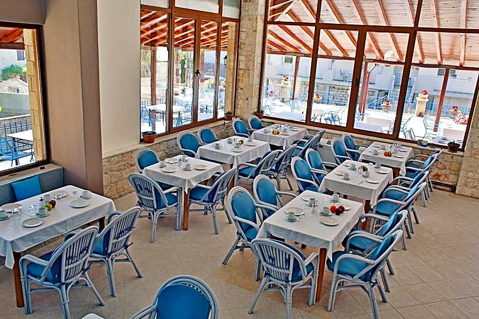 Stratos Hotel