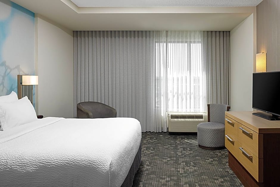 Courtyard by Marriott Charleston Summerville