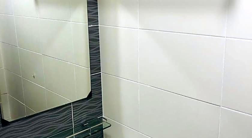 Homie6@ The Heights Residence/ 6-7 Pax