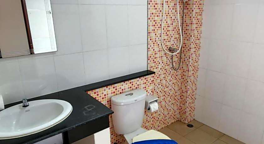 Panupong Hotel