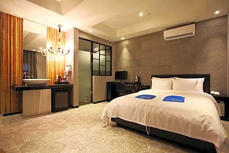 Ansan Boutique Hotel Reniel